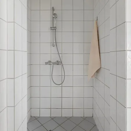 Lejlighed Bright And Spacious 2-room In *